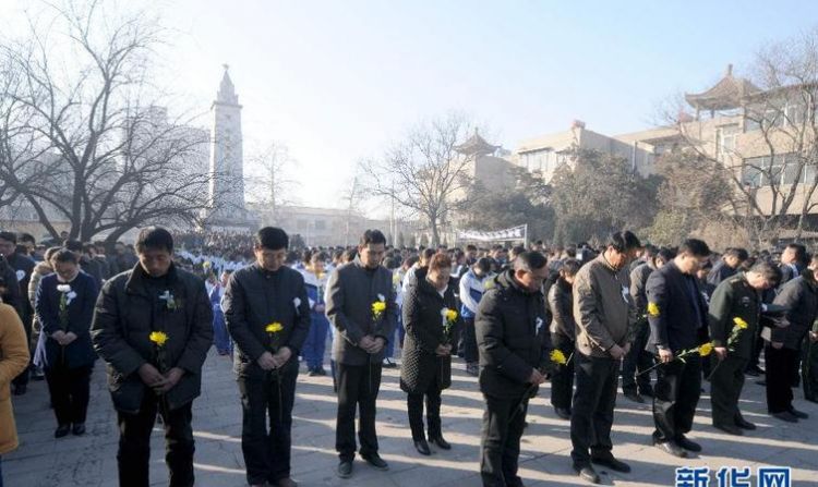 2012年5月3日,阳历5月3日下午5点生的女孩还没取名帮看看五行缺点啥_百度...图2