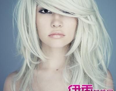 Dreaming about growing white hair, what does it mean to dream about growing white hair? Picture 2