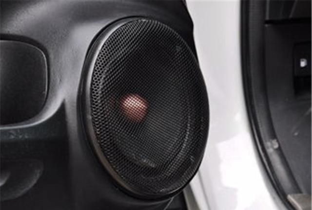 Malanda Audio is a brand, one of the top ten famous brand audio speakers in the world Figure 5