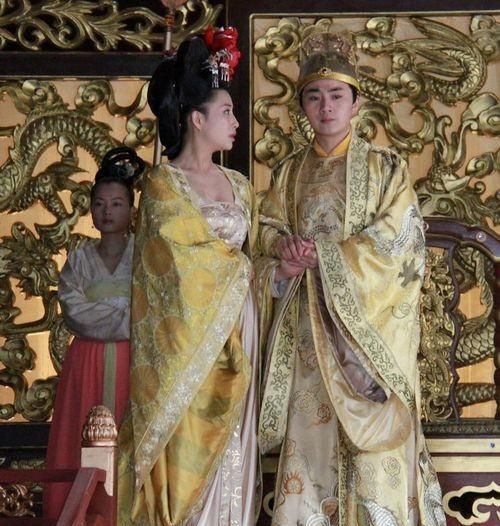 What is the relationship between Sun Wusheng and Wu Meiniang? Who is Sun Wusheng in the legend of Wu Meiniang? Picture 2