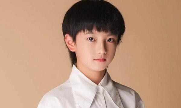 余禹涵照片,tf家族三代有哪些人退了图5