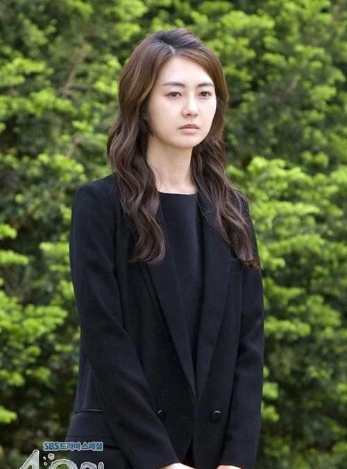 Why is Li Yaoyuan called the representative? What is the name of the heroine in the Korean drama "Poisonous Love"? Picture 2