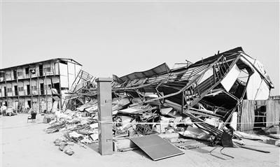 What does it mean to dream about a house collapsing in a strong wind? What does it mean to dream about a house collapsing in a strong wind? Picture 2